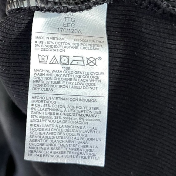 🟣Old Navy Black Maternity Ribbed Tee – XXL - Picture 4 of 4